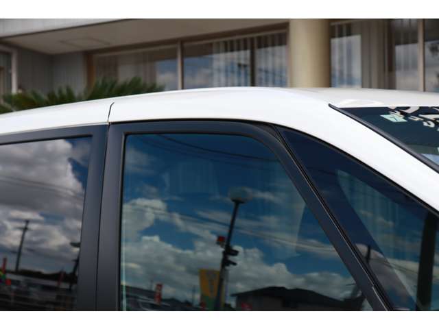 トヨタ ヴォクシー １．８ ハイブリッド Ｓ－Ｚ R5年 (東海) 99