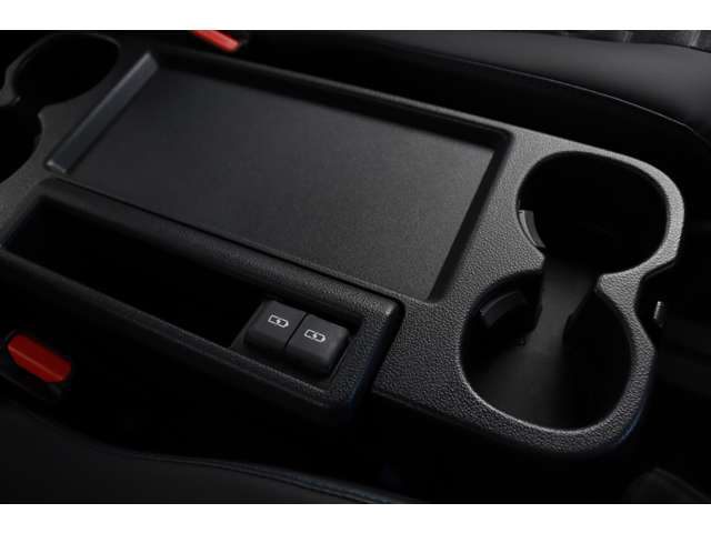 トヨタ ヴォクシー １．８ ハイブリッド Ｓ－Ｚ R5年 (東海) 99