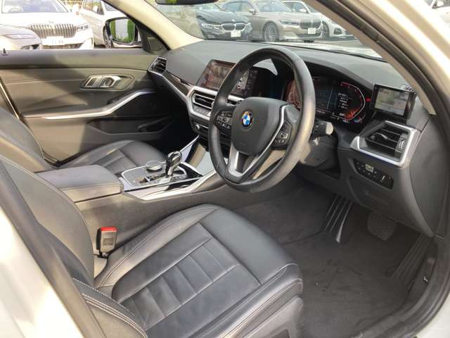 ＢＭＷ ３シリーズ ３２０Ｄ Ｘドライブ ディーゼルターボ ４ＷＤ R1年 (近畿) 99