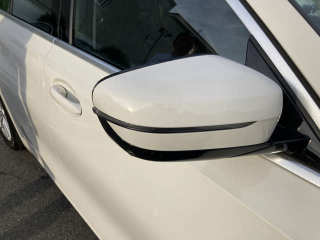 ＢＭＷ ３シリーズ ３２０Ｄ Ｘドライブ ディーゼルターボ ４ＷＤ R1年 (近畿) 99