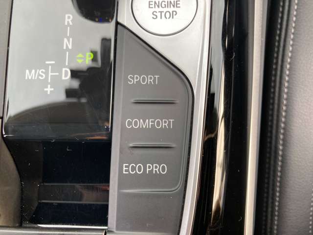 ＢＭＷ ３シリーズ ３２０Ｄ Ｘドライブ ディーゼルターボ ４ＷＤ R1年 (近畿) 99