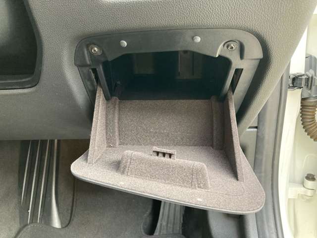 ＢＭＷ ３シリーズ ３２０Ｄ Ｘドライブ ディーゼルターボ ４ＷＤ R1年 (近畿) 99