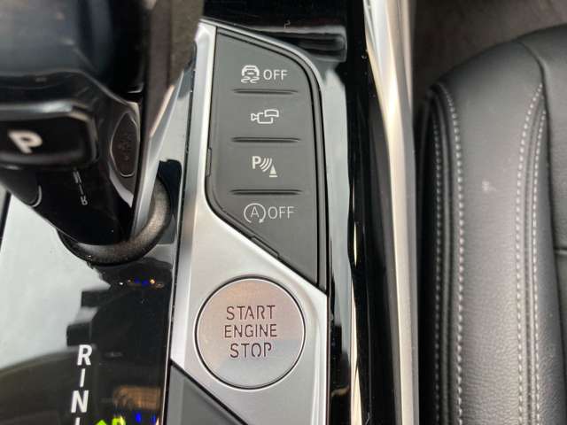 ＢＭＷ ３シリーズ ３２０Ｄ Ｘドライブ ディーゼルターボ ４ＷＤ R1年 (近畿) 99