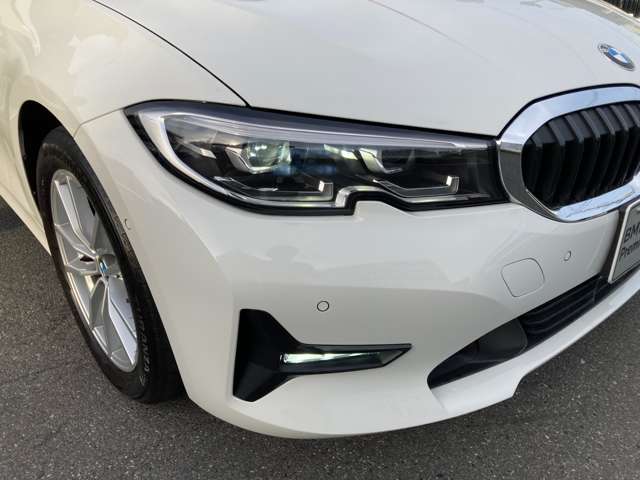 ＢＭＷ ３シリーズ ３２０Ｄ Ｘドライブ ディーゼルターボ ４ＷＤ R1年 (近畿) 99