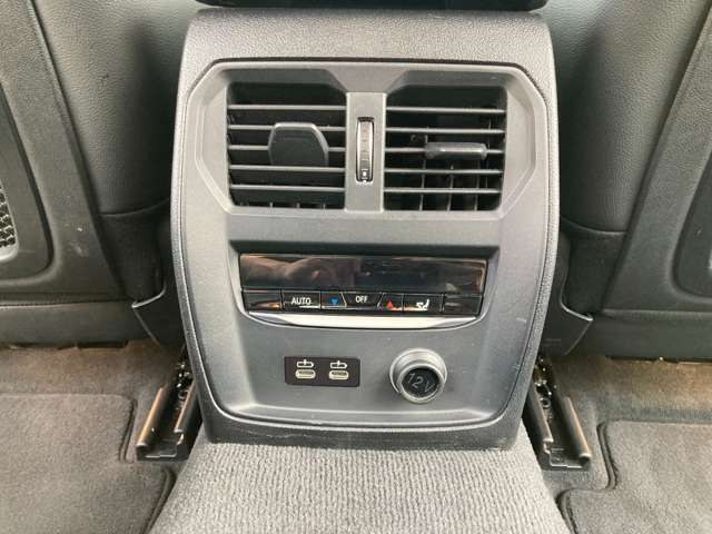 ＢＭＷ ３シリーズ ３２０Ｄ Ｘドライブ ディーゼルターボ ４ＷＤ R1年 (近畿) 99