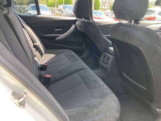 ＢＭＷ ３シリーズ ３２０ｄ　Ｍスポーツ H27年 (近畿) 99