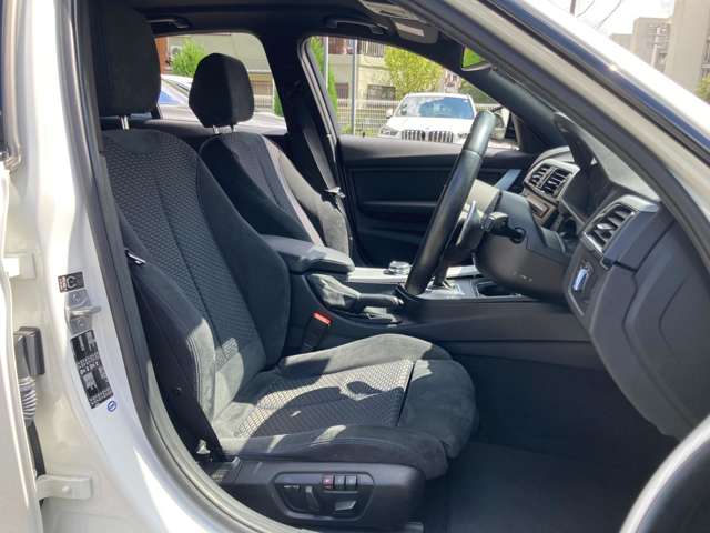 ＢＭＷ ３シリーズ ３２０ｄ　Ｍスポーツ H27年 (近畿) 99