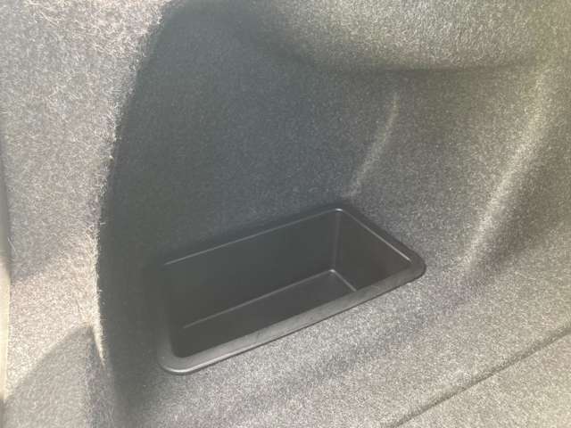 ＢＭＷ ３シリーズ ３２０ｄ　Ｍスポーツ H27年 (近畿) 99