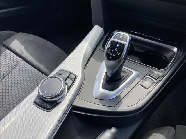 ＢＭＷ ３シリーズ ３２０ｄ　Ｍスポーツ H27年 (近畿) 99