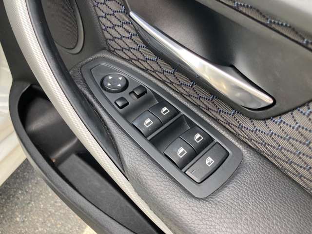 ＢＭＷ ３シリーズ ３２０ｄ　Ｍスポーツ H27年 (近畿) 99