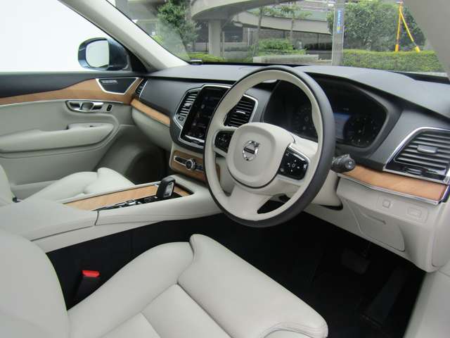 ボルボ ＸＣ９０ Ｂ５ ＡＷＤ モメンタム ４ＷＤ R3年 (関東) 99