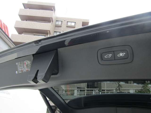 ボルボ ＸＣ９０ Ｂ５ ＡＷＤ モメンタム ４ＷＤ R3年 (関東) 99