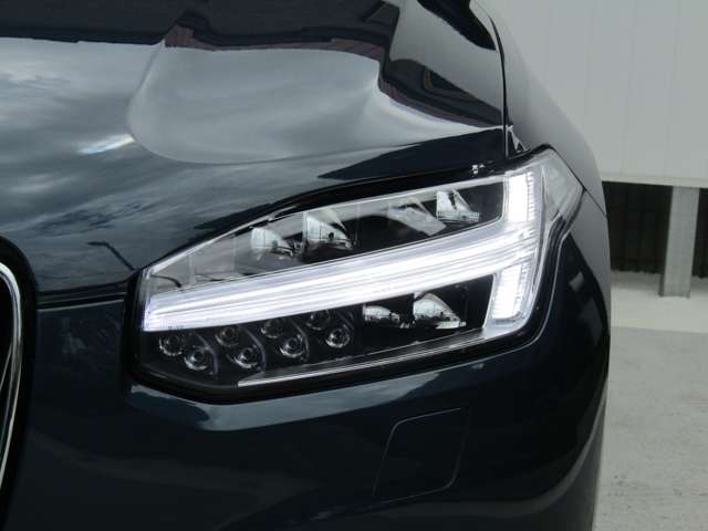 ボルボ ＸＣ９０ Ｂ５ ＡＷＤ モメンタム ４ＷＤ R3年 (関東) 99