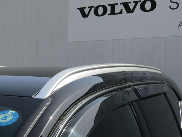 ボルボ ＸＣ４０ Ｔ４ ＡＷＤ モメンタム ４ＷＤ H30年 (関東) 99