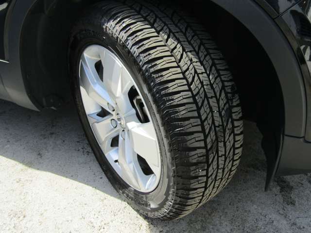 ボルボ ＸＣ４０ Ｔ４ ＡＷＤ モメンタム ４ＷＤ H30年 (関東) 99