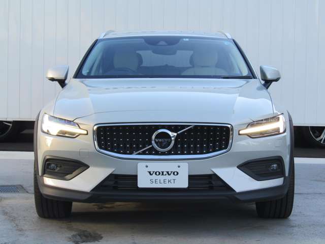 ボルボ Ｖ６０クロスカントリー Ｔ５ ＡＷＤ ４ＷＤ R2年 (関東) 99