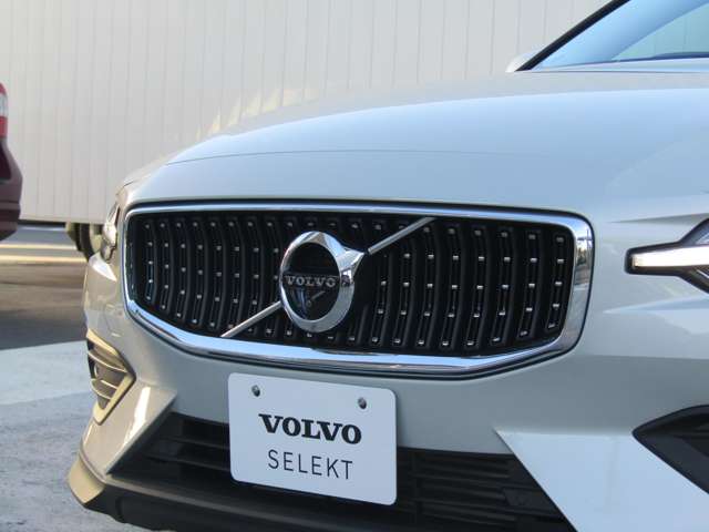 ボルボ Ｖ６０クロスカントリー Ｔ５ ＡＷＤ ４ＷＤ R2年 (関東) 99