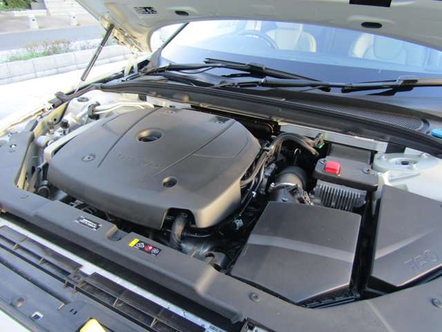 ボルボ Ｖ６０クロスカントリー Ｔ５ ＡＷＤ ４ＷＤ R2年 (関東) 99