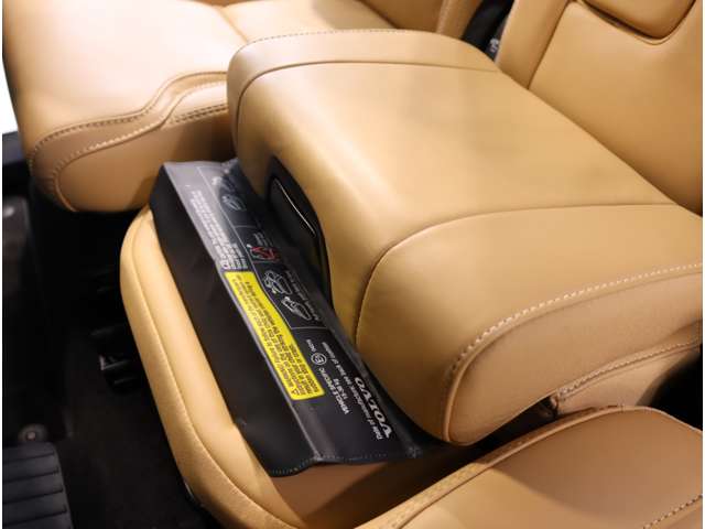 ボルボ ＸＣ９０ リチャージ プラグインハイブリッド Ｔ８ ＡＷＤ インスクリプション ４ＷＤ R3年 (関東) 99