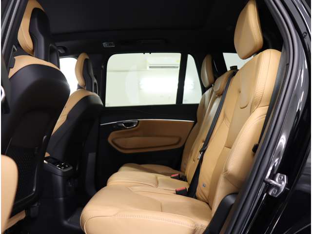 ボルボ ＸＣ９０ リチャージ プラグインハイブリッド Ｔ８ ＡＷＤ インスクリプション ４ＷＤ R3年 (関東) 99