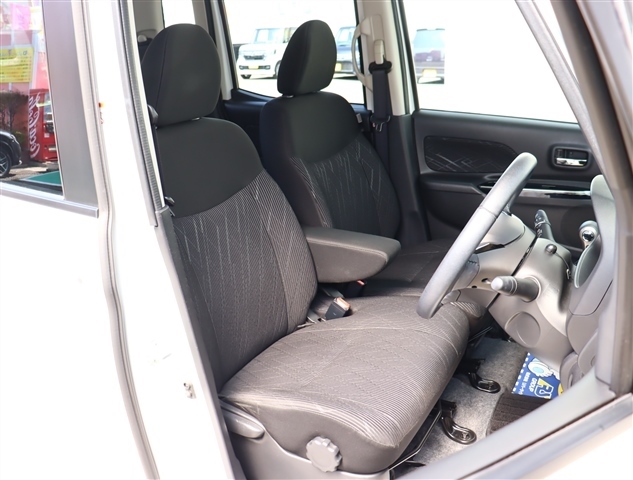 三菱 ｅＫスペース ６６０ カスタム Ｔ セーフティ プラス エディション H30年 (関東) 99