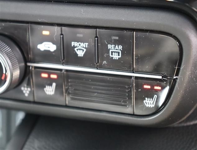 ホンダ Ｎ　ＢＯＸ カスタム ６６０ Ｌ ターボ R5年 (関東) 99