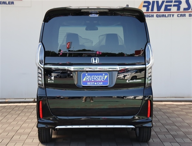 ホンダ Ｎ　ＢＯＸ カスタム ６６０ Ｌ ターボ R5年 (関東) 99