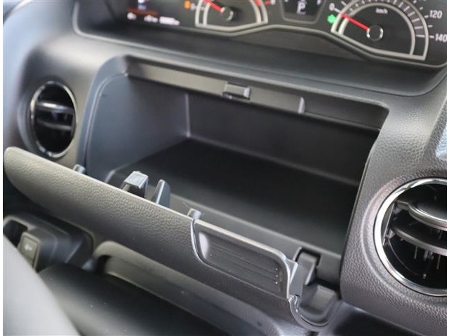 ホンダ Ｎ　ＢＯＸ カスタム ６６０ Ｌ ターボ R5年 (関東) 99