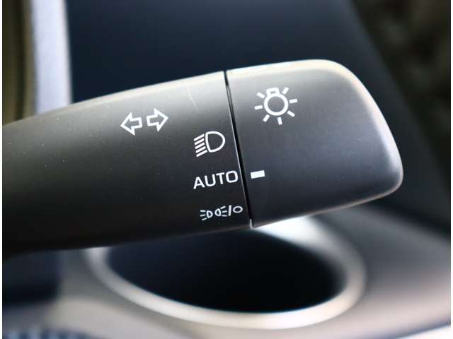 トヨタ ヴォクシー １．８ ハイブリッド Ｓ－Ｚ R5年 (関東) 99