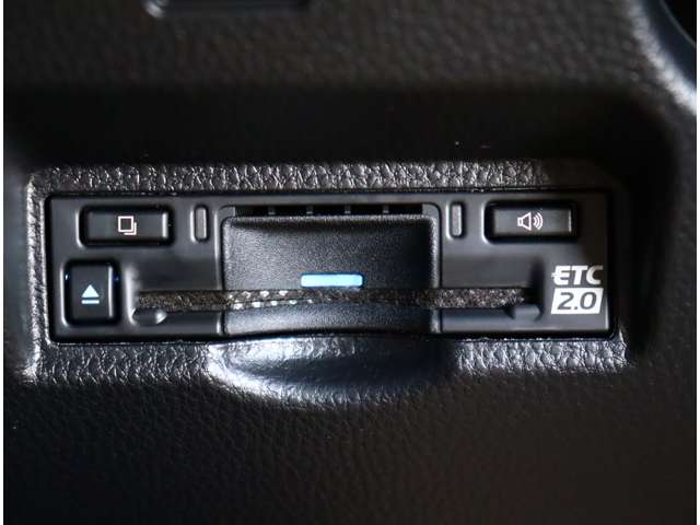 トヨタ ヴォクシー １．８ ハイブリッド Ｓ－Ｚ R5年 (関東) 99