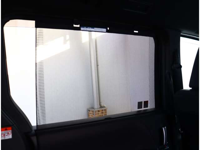 トヨタ ヴォクシー １．８ ハイブリッド Ｓ－Ｚ R5年 (関東) 99