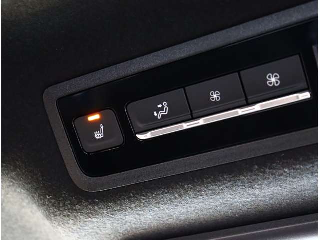 トヨタ ヴォクシー １．８ ハイブリッド Ｓ－Ｚ R5年 (関東) 99