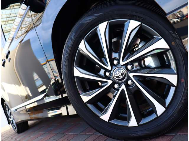 トヨタ ヴォクシー １．８ ハイブリッド Ｓ－Ｚ R5年 (関東) 99