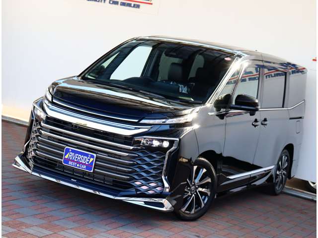 トヨタ ヴォクシー １．８ ハイブリッド Ｓ－Ｚ R5年 (関東) 99