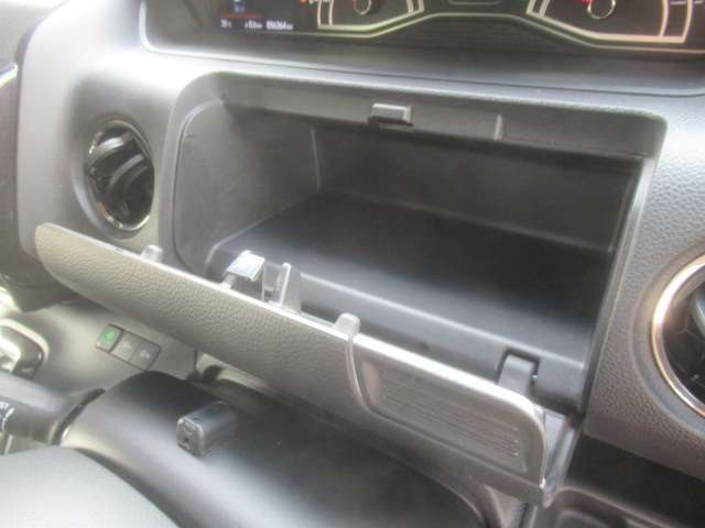 ホンダ Ｎ　ＢＯＸ カスタム ６６０ Ｇ Ｌ ターボ ホンダセンシング H30年 (関東) 99