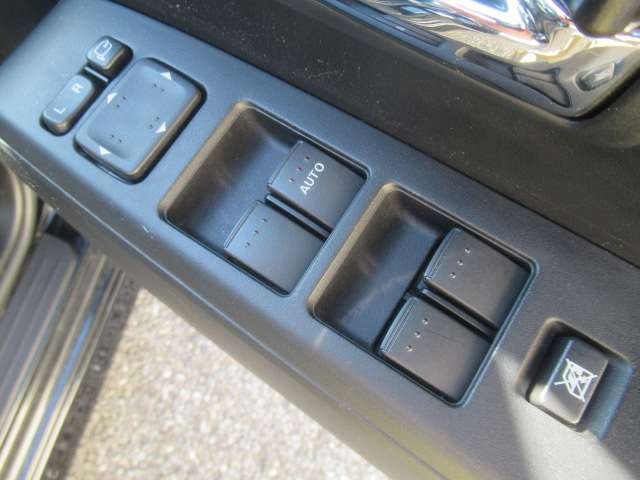 マツダ プレマシー ２．０ ２０Ｓ スカイアクティブ H25年 (関東) 99