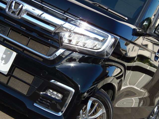 ホンダ Ｎ　ＢＯＸ カスタム ６６０ Ｌ R4年 (東海) 99