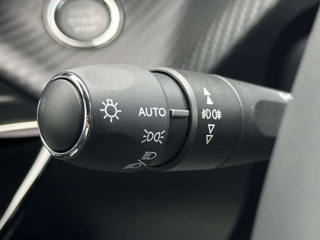 プジョー ｅ−２００８ ＧＴ R4年 (近畿) 99