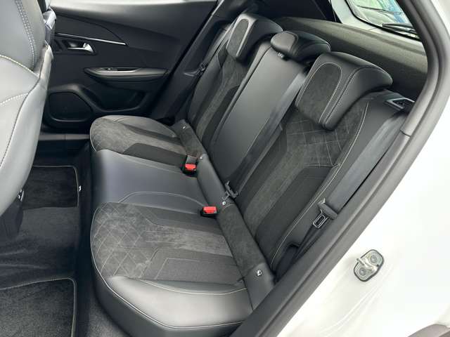 プジョー ｅ−２００８ ＧＴ R4年 (近畿) 99