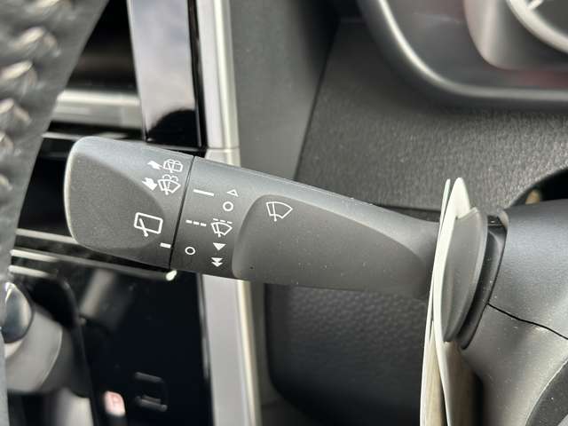 ダイハツ トール １．０ カスタムＧ R5年 (近畿) 99