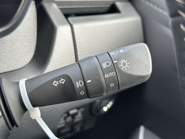 ダイハツ トール １．０ カスタムＧ R5年 (近畿) 99