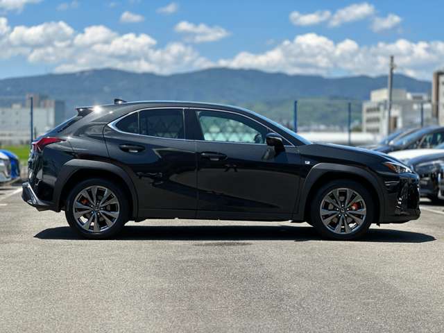 レクサス ＵＸ２００ Ｆスポーツ R4年 (近畿) 99