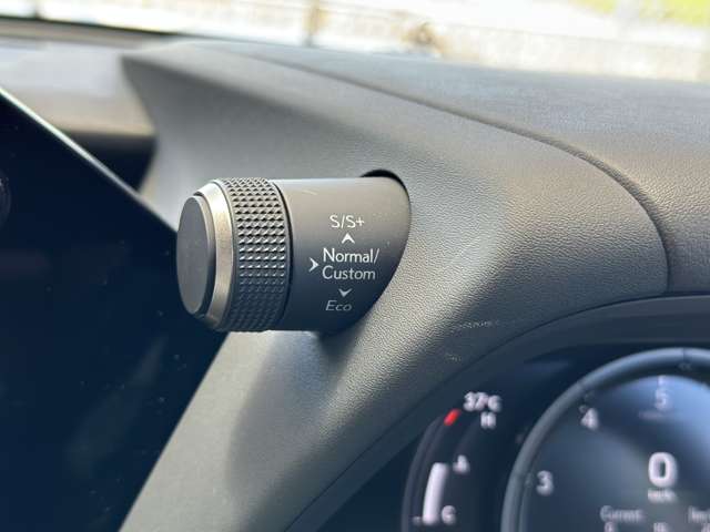 レクサス ＵＸ２００ Ｆスポーツ R4年 (近畿) 99