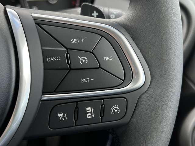 フィアット ５００Ｘ コンフォート R4年 (近畿) 99