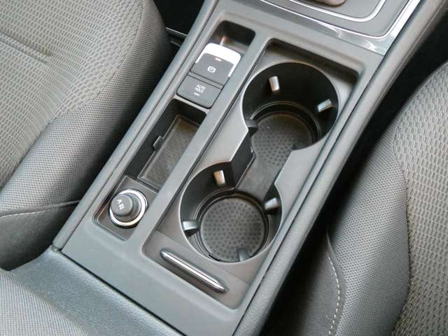 フォルクスワーゲン ゴルフ ＴＤＩ コンフォートライン マイスター ディーゼルターボ R2年 (関東) 99