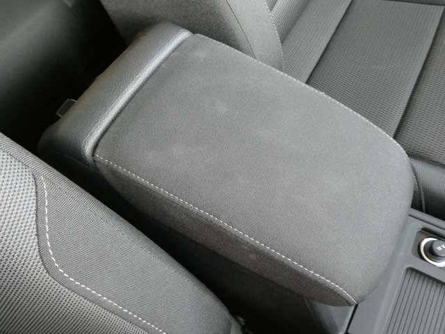 フォルクスワーゲン ゴルフ ＴＤＩ コンフォートライン マイスター ディーゼルターボ R2年 (関東) 99