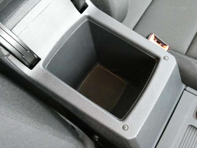 フォルクスワーゲン ゴルフ ＴＤＩ コンフォートライン マイスター ディーゼルターボ R2年 (関東) 99