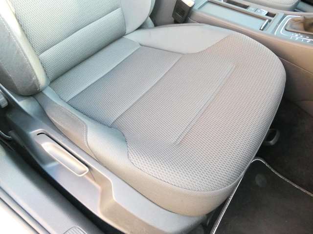 フォルクスワーゲン ゴルフ ＴＤＩ コンフォートライン マイスター ディーゼルターボ R2年 (関東) 99