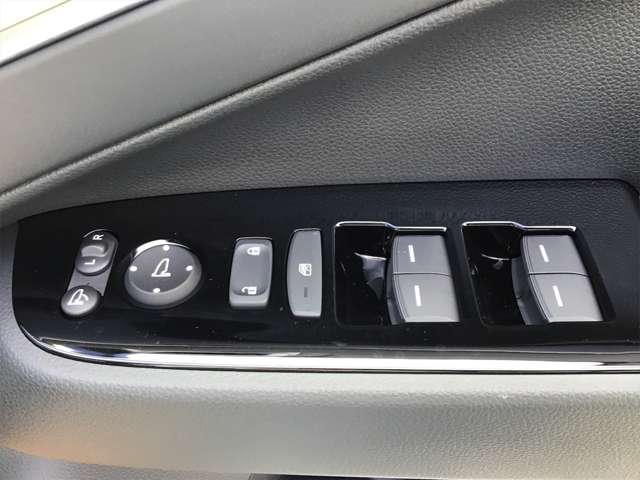 ホンダ ヴェゼル １．５ Ｅ：ＨＥＶ Ｚ R5年 (近畿) 99