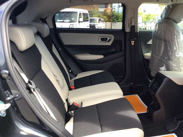 ホンダ ヴェゼル １．５ Ｅ：ＨＥＶ Ｚ R5年 (近畿) 99